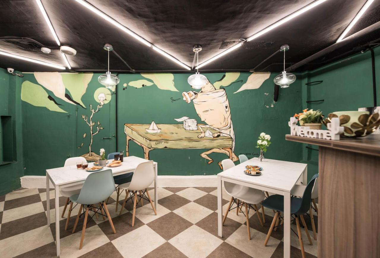 Hotel 在家行旅 中山館 à Taipei Extérieur photo